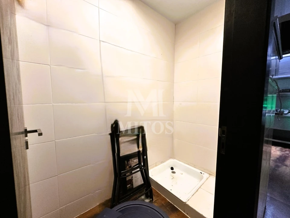 Negócio para Venda em Santa Maria Maior e Monserrate e Meadela Foto 9