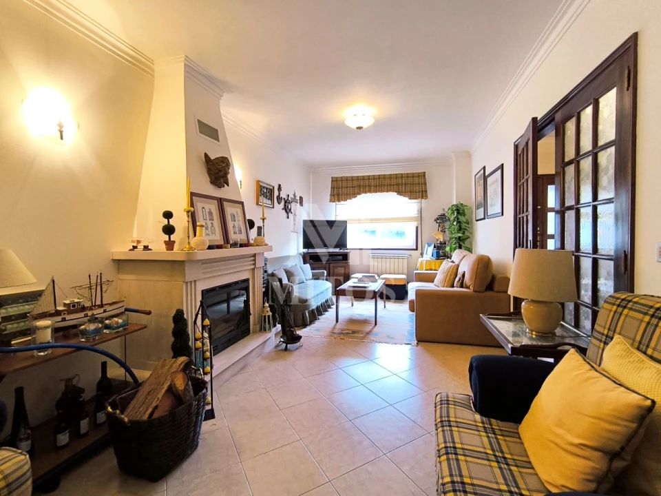 Moradia T4 para Venda em Moledo e Cristelo Foto 1