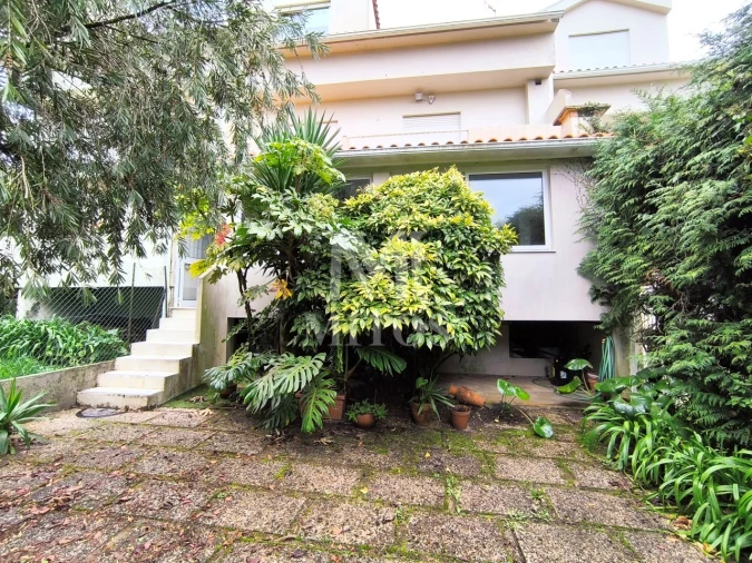 Moradia T4 para Venda em Moledo e Cristelo Foto 18