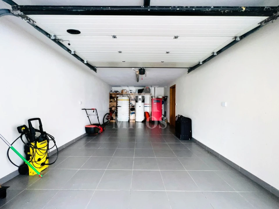 Moradia T4 para Venda em Mazarefes e Vila Fria Foto 24