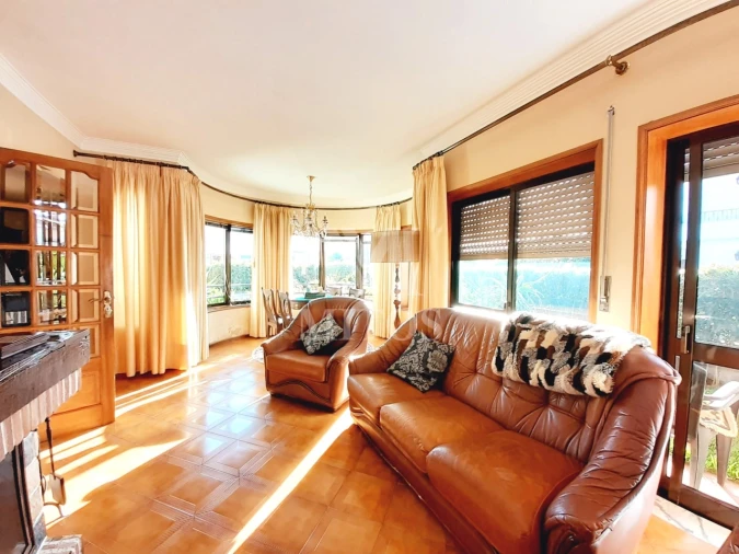 Moradia T4 para Venda em Carreço Foto 5