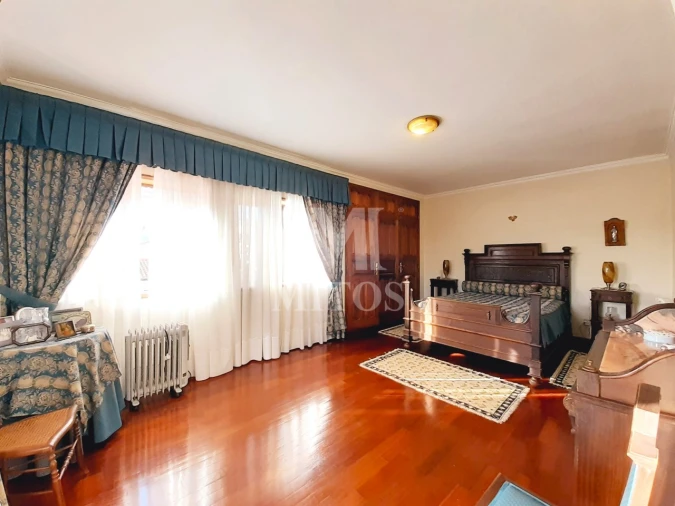 Moradia T4 para Venda em Carreço Foto 9