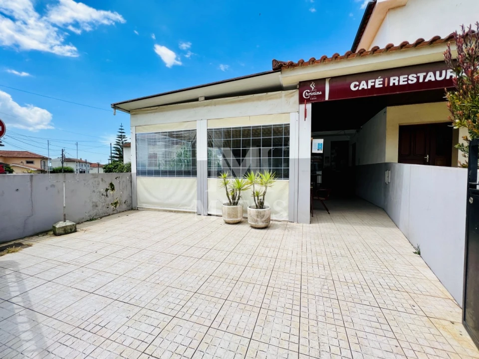 Negócio para Venda em Santa Marta de Portuzelo Foto 10