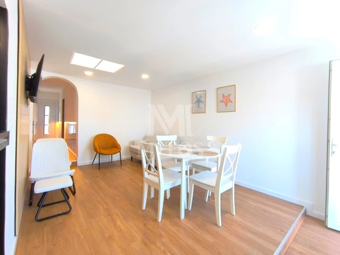 Moradia T2 para Venda em Areosa Foto 3