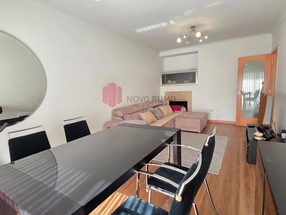 Apartamento T3 para Venda em Cidade da Maia Foto 3