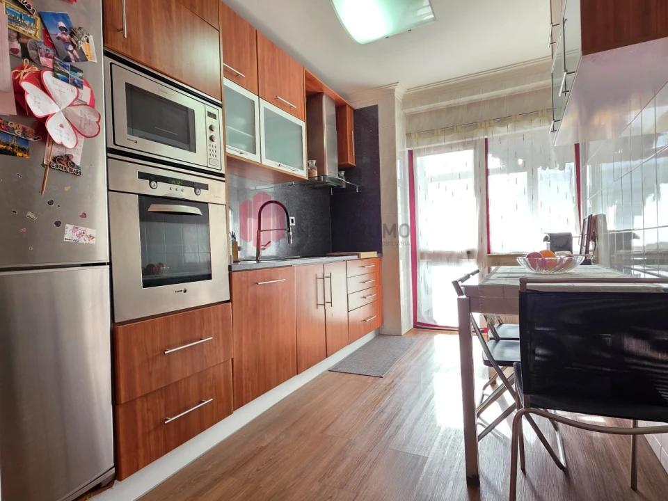 Apartamento T3 para Venda em Cidade da Maia Foto 8