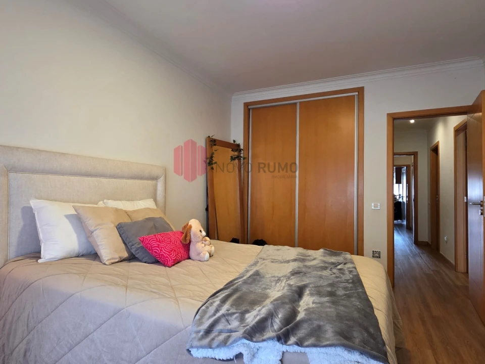 Apartamento T3 para Venda em Cidade da Maia Foto 16