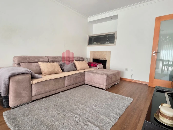 Apartamento T3 para Venda em Cidade da Maia Foto 2