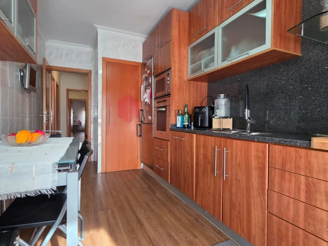 Apartamento T3 para Venda em Cidade da Maia Foto 9