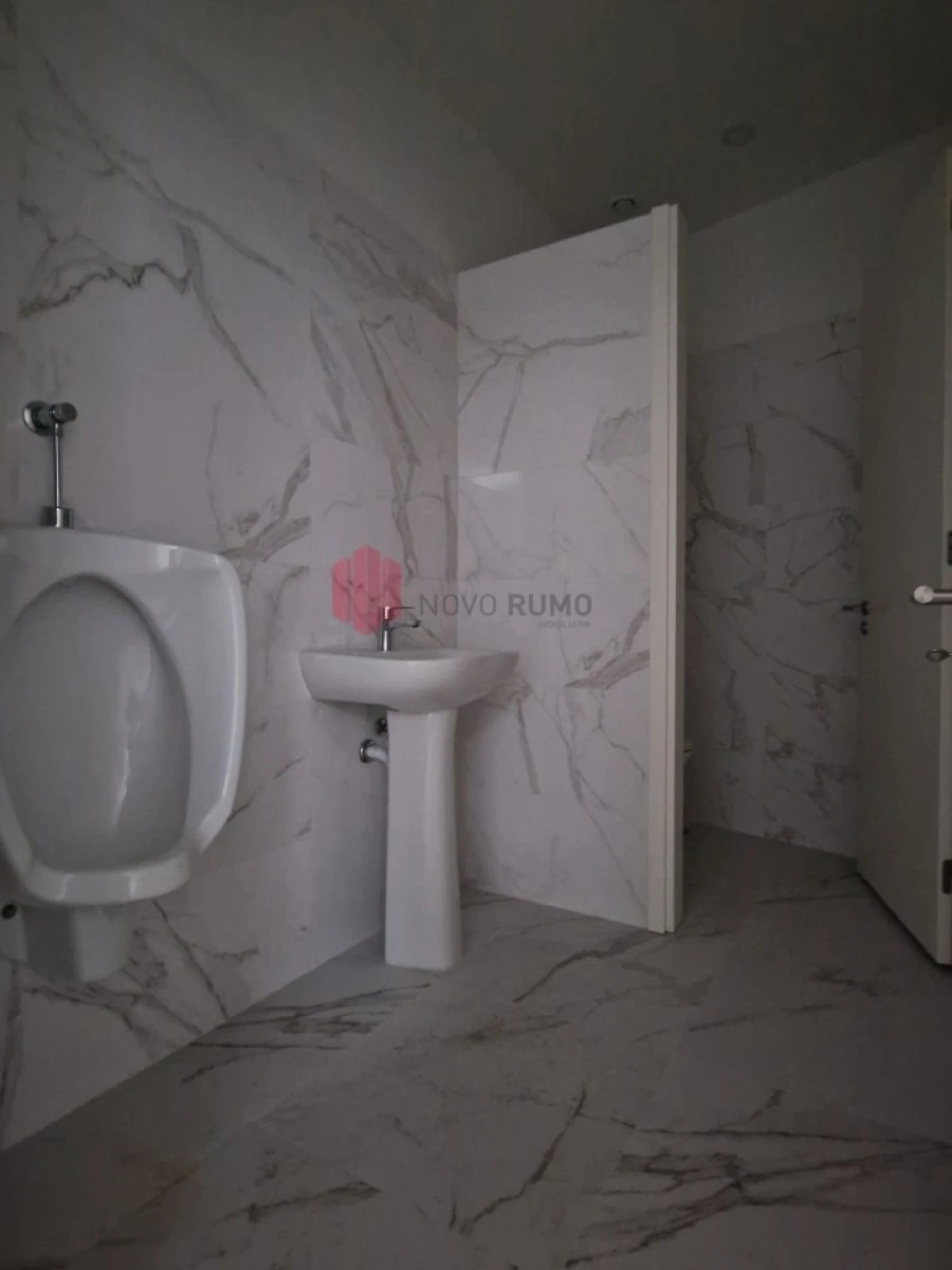 Loja para Arrendamento em Cidade da Maia Foto 3