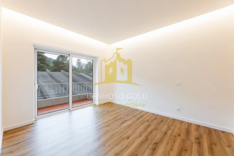 Apartamento T3 para Venda em Braga (São José de São Lázaro e São João do Souto) Foto 6