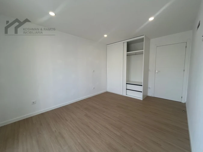 Moradia T3 para Venda em Ribamar Foto 23