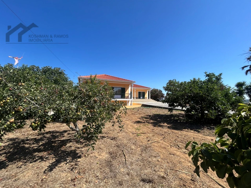 Moradia T3 para Venda em A dos Cunhados e Maceira Foto 18