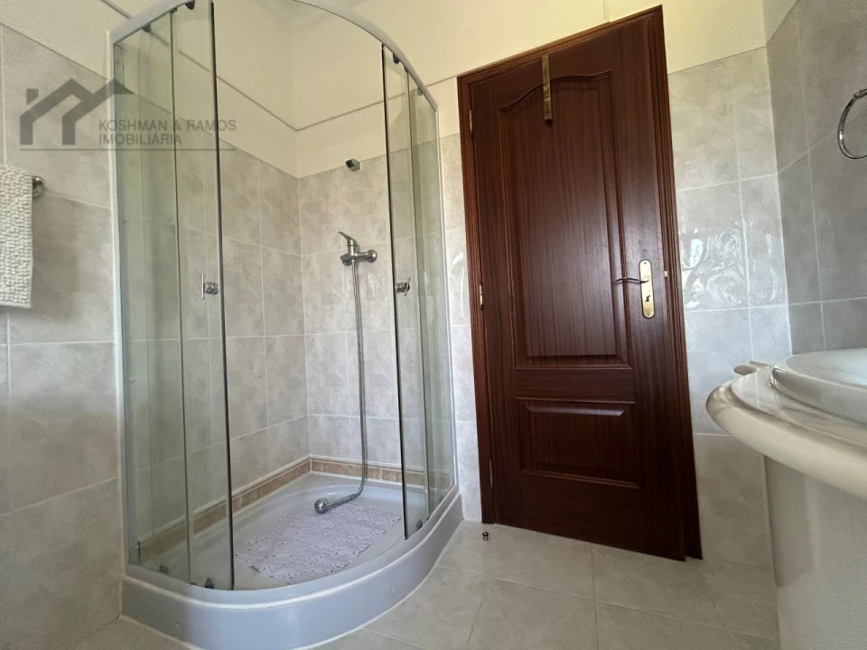 Moradia T3 para Venda em A dos Cunhados e Maceira Foto 51