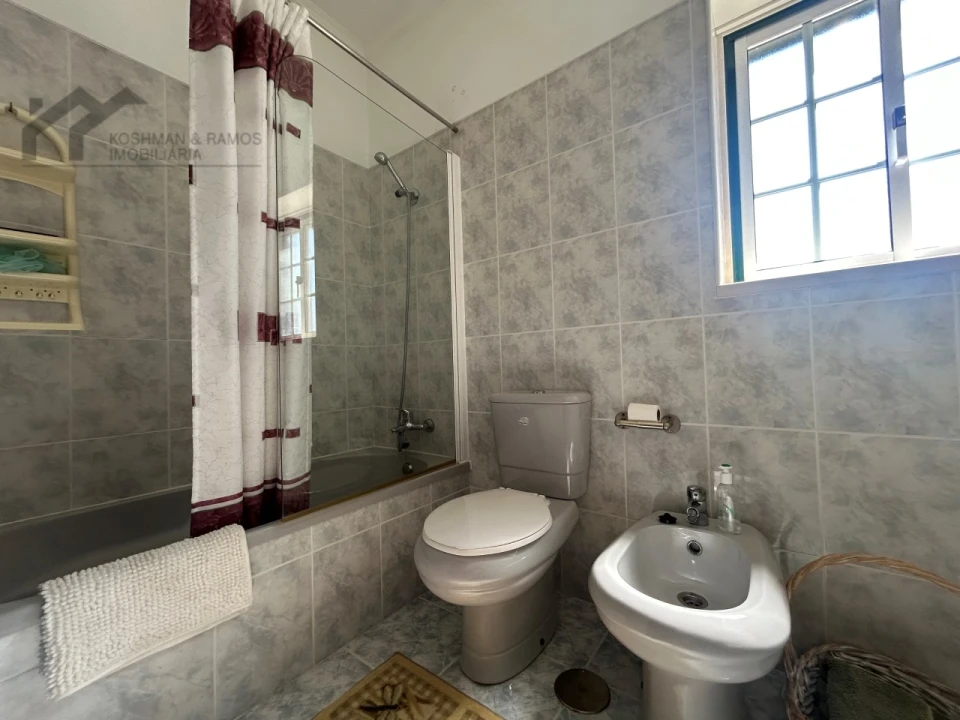 Moradia T3 para Venda em A dos Cunhados e Maceira Foto 52