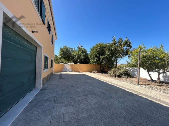 Moradia T3 para Venda em A dos Cunhados e Maceira Foto 8