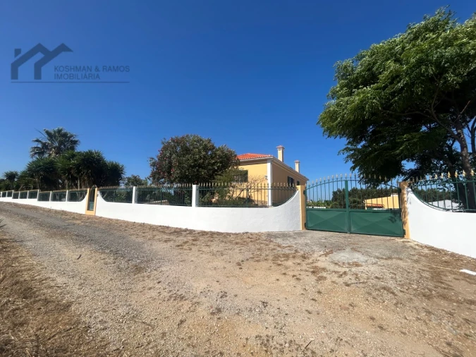 Moradia T3 para Venda em A dos Cunhados e Maceira Foto 16