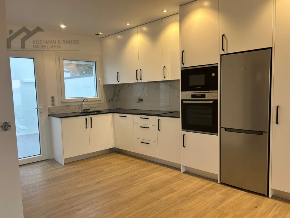 Moradia T3 para Venda em Campelos e Outeiro da Cabeça Foto 7