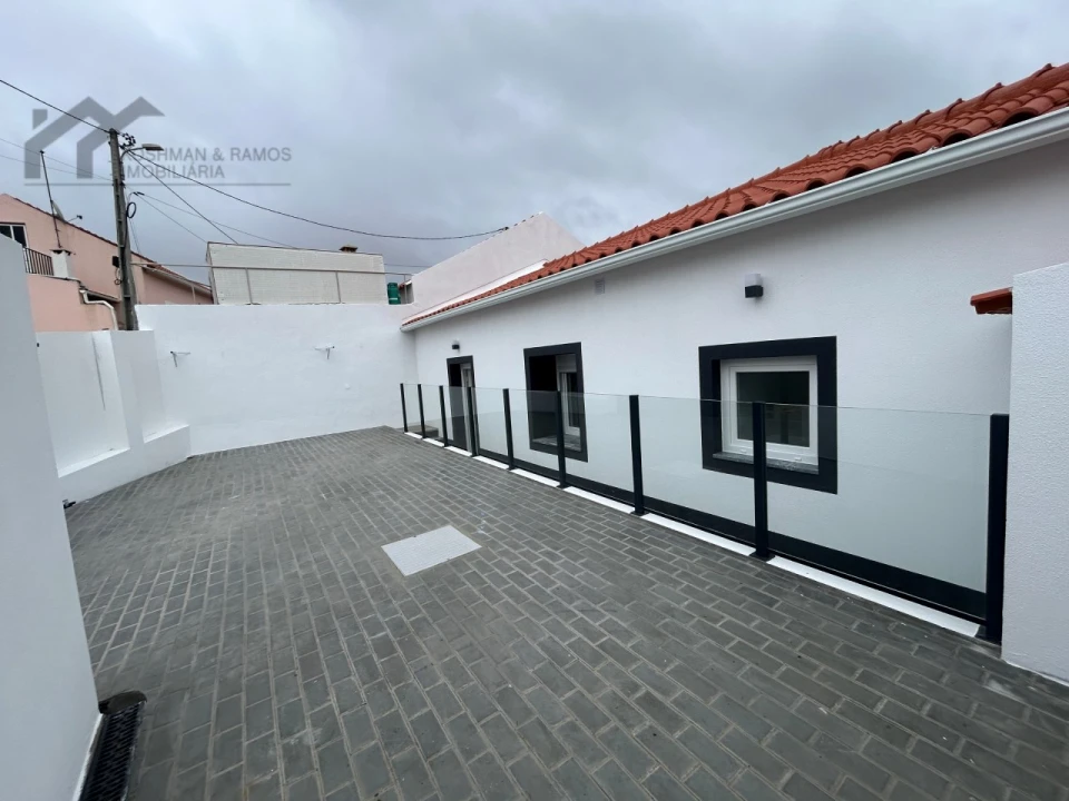 Moradia T2 para Venda em A dos Cunhados e Maceira Foto 19