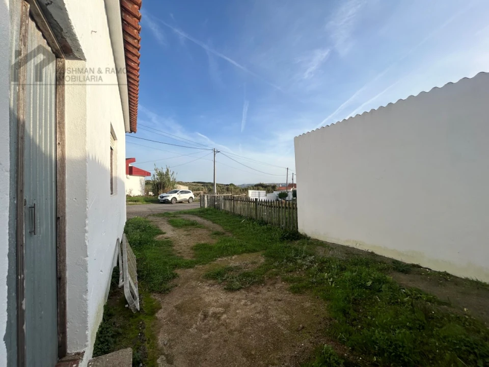 Terreno Comércio / Armazém para Venda em A dos Cunhados e Maceira Foto 5