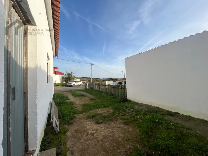Terreno Comércio / Armazém para Venda em A dos Cunhados e Maceira Foto 5