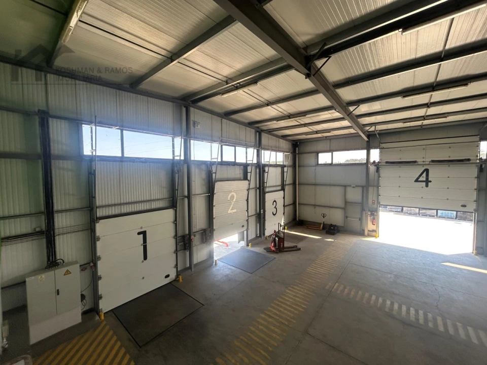 Armazém para Venda em A dos Cunhados e Maceira Foto 32