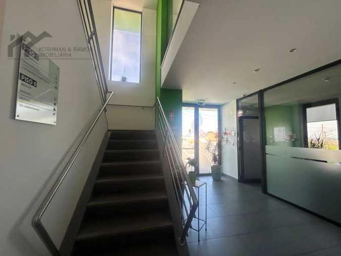 Armazém para Venda em A dos Cunhados e Maceira Foto 12