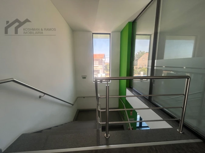 Armazém para Venda em A dos Cunhados e Maceira Foto 20