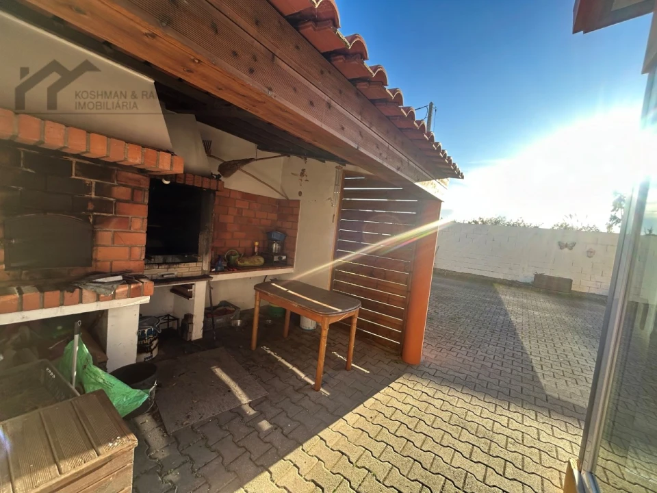 Moradia T4 para Venda em A dos Cunhados e Maceira Foto 12