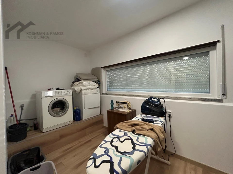 Moradia T4 para Venda em A dos Cunhados e Maceira Foto 28