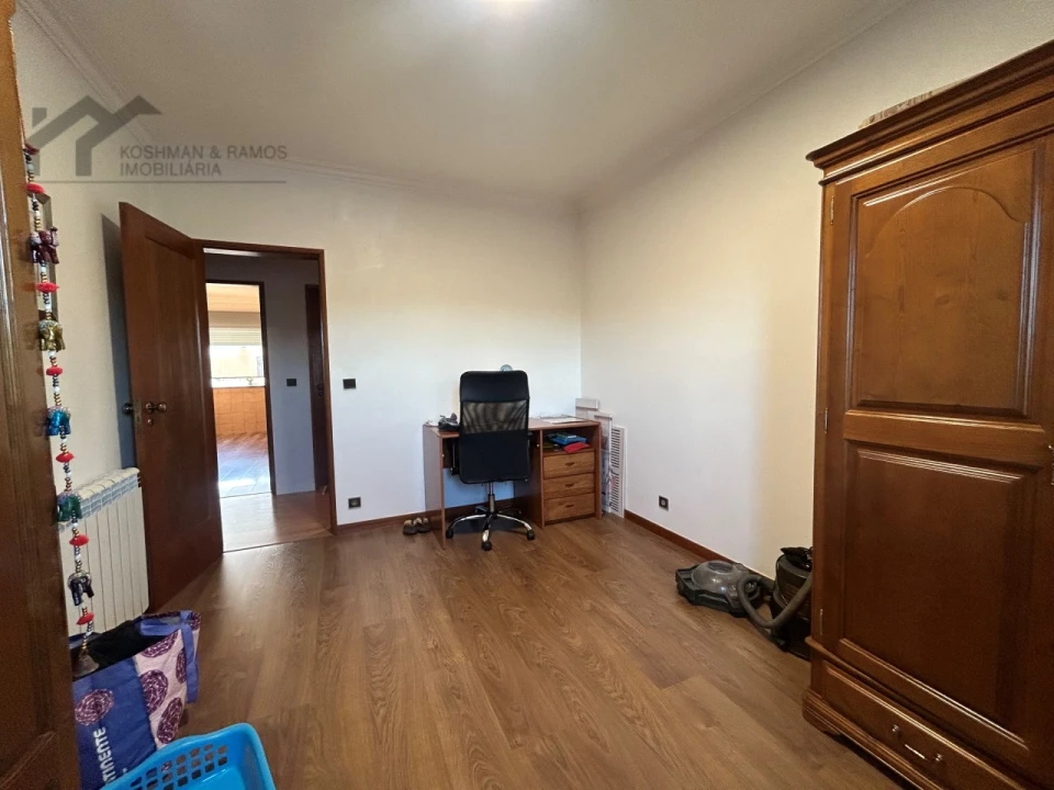 Moradia T4 para Venda em A dos Cunhados e Maceira Foto 33