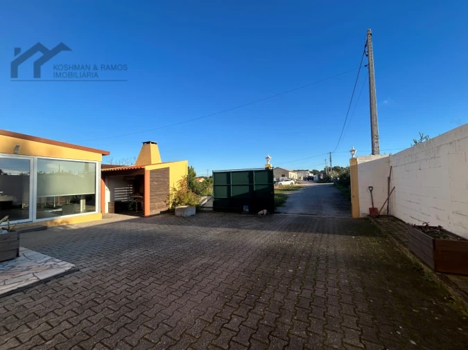 Moradia T4 para Venda em A dos Cunhados e Maceira Foto 4