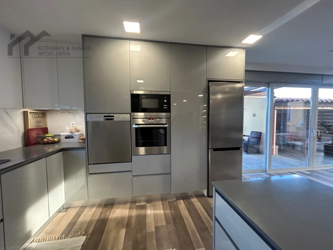 Moradia T4 para Venda em A dos Cunhados e Maceira Foto 19