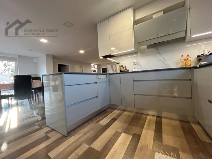 Moradia T4 para Venda em A dos Cunhados e Maceira Foto 20