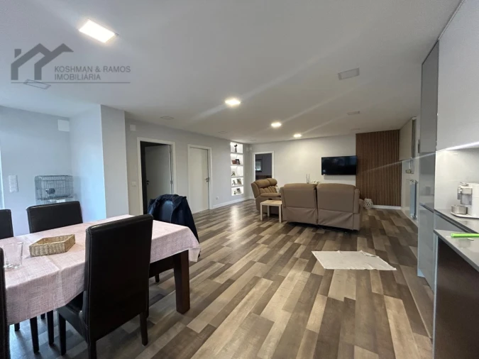 Moradia T4 para Venda em A dos Cunhados e Maceira Foto 21