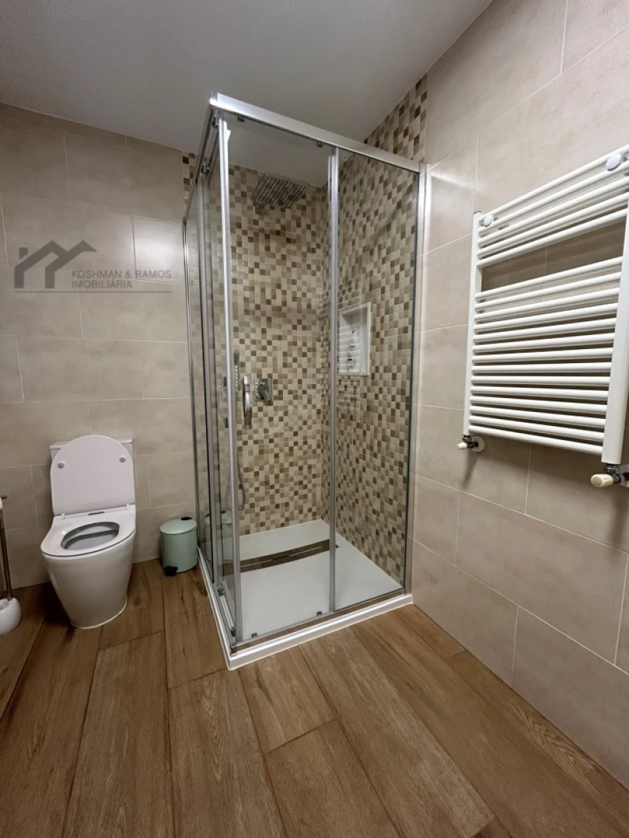 Moradia T4 para Venda em A dos Cunhados e Maceira Foto 26