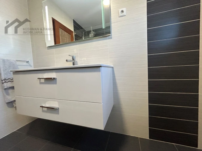 Moradia T4 para Venda em A dos Cunhados e Maceira Foto 42