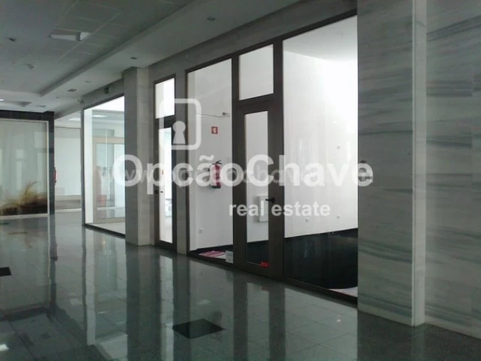 Loja para Arrendamento em Viseu