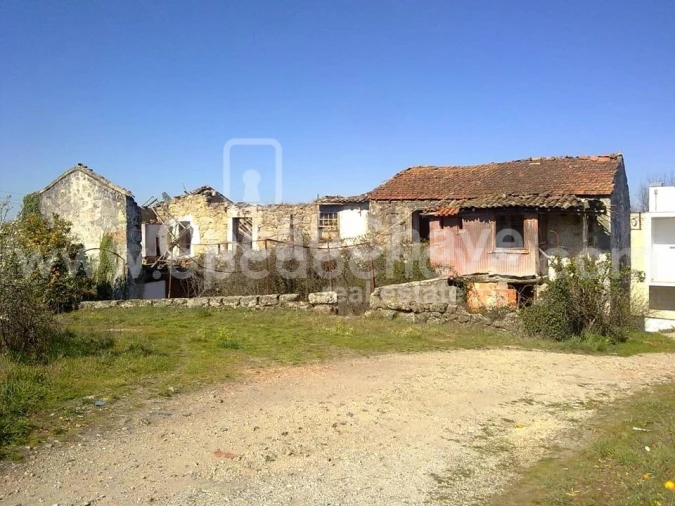 Moradia T3 para Venda em Rio de Loba Foto 1