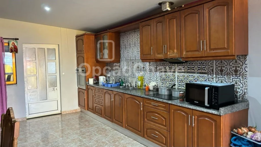 Moradia T5 para Venda em Lordosa Foto 4