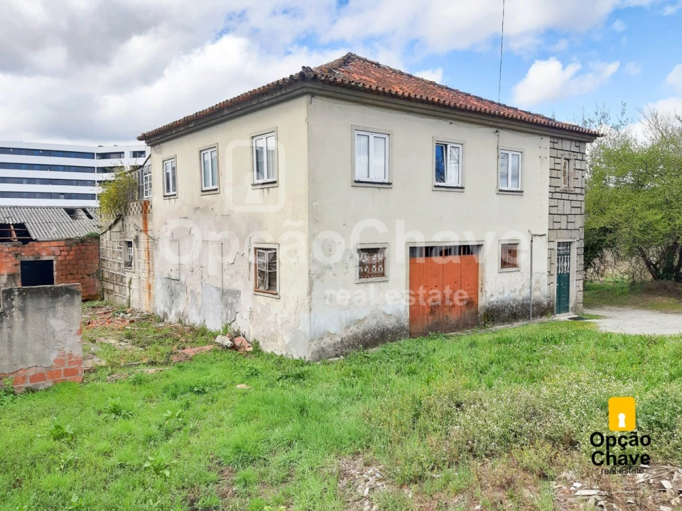 Moradia T3 para Venda em Viseu Foto 1