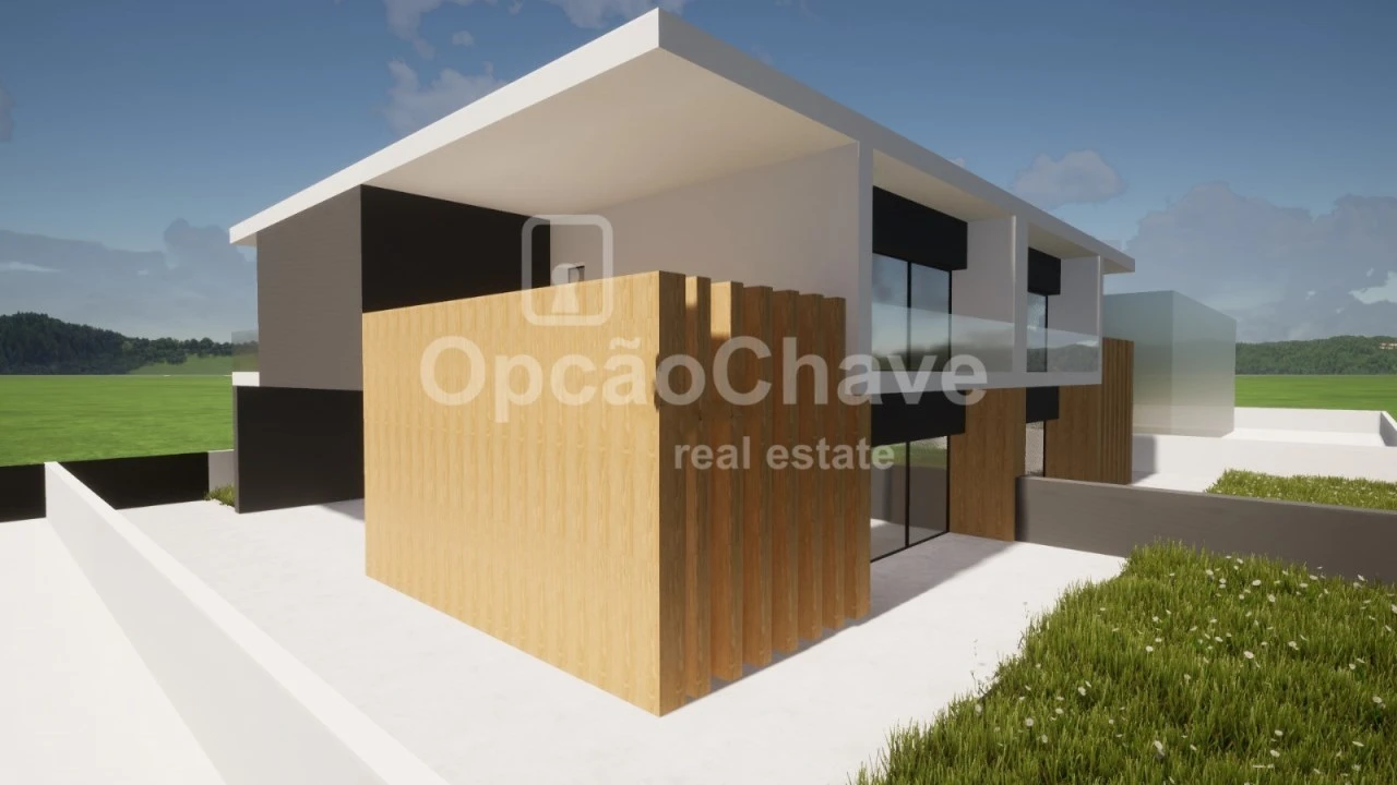 Moradia T4 para Venda em Fragosela Foto 1