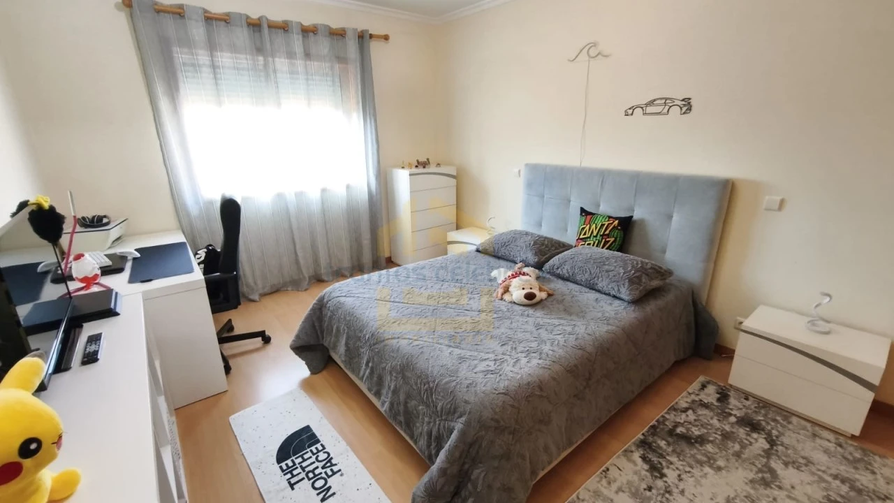 Apartamento T2 para Venda em Mindelo Foto 13