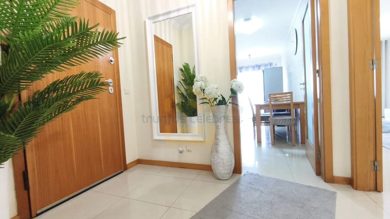 Apartamento T2 para Venda em Mindelo Foto 16