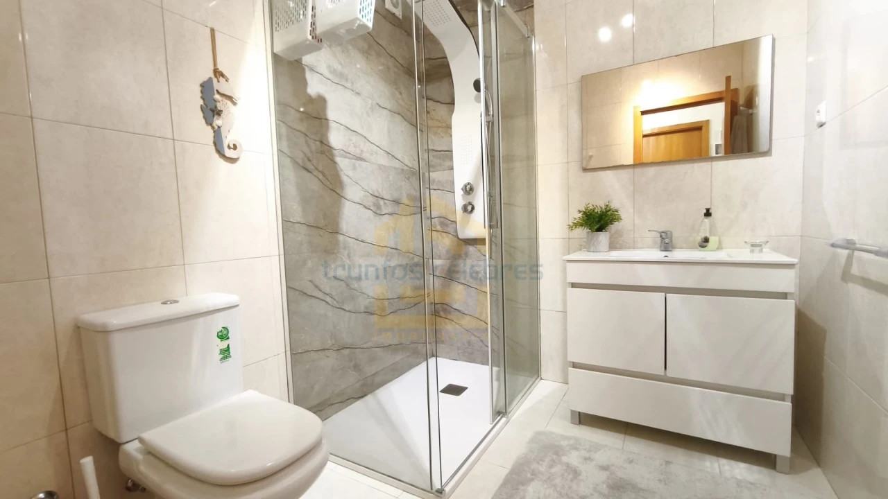 Apartamento T2 para Venda em Mindelo Foto 17