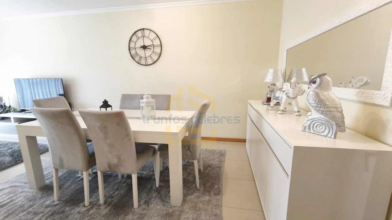 Apartamento T2 para Venda em Mindelo Foto 23