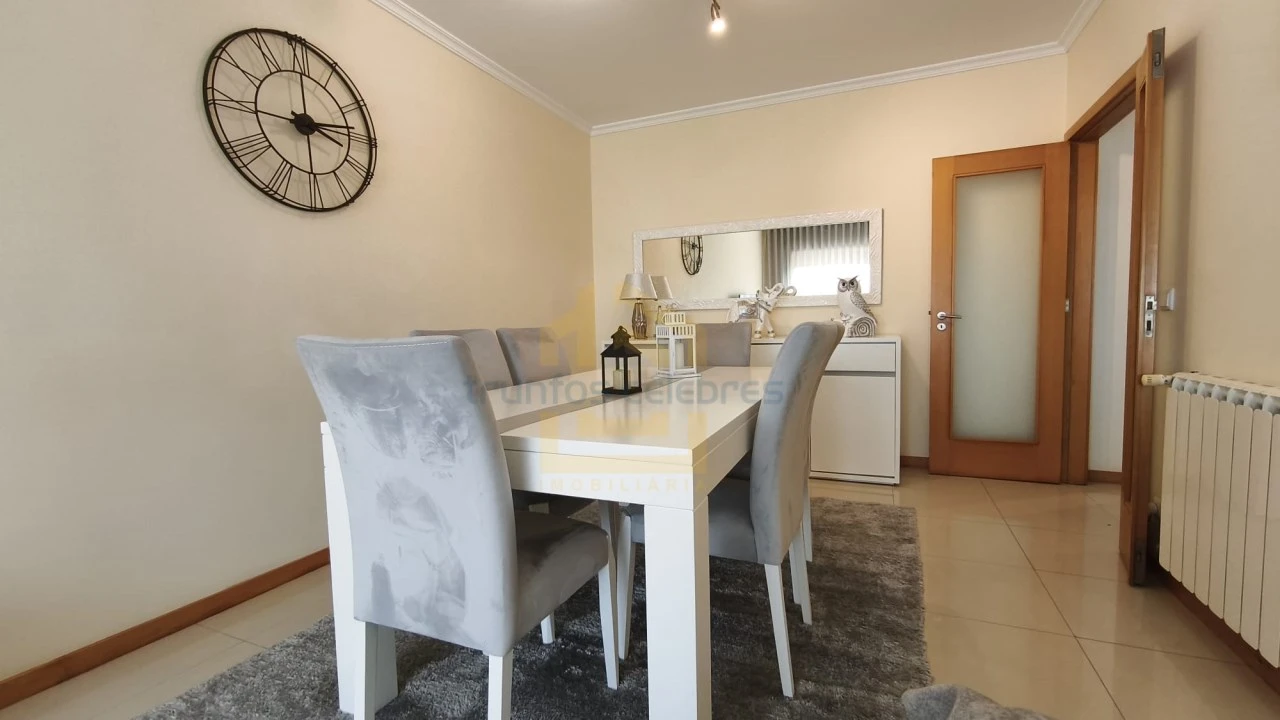 Apartamento T2 para Venda em Mindelo Foto 24