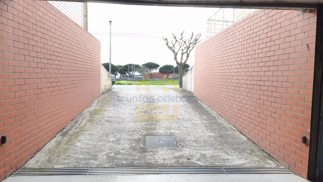 Apartamento T2 para Venda em Mindelo Foto 30