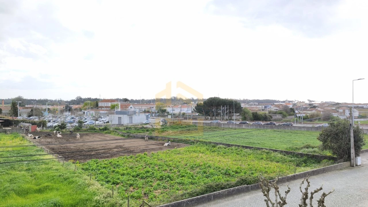 Apartamento T2 para Venda em Mindelo Foto 31