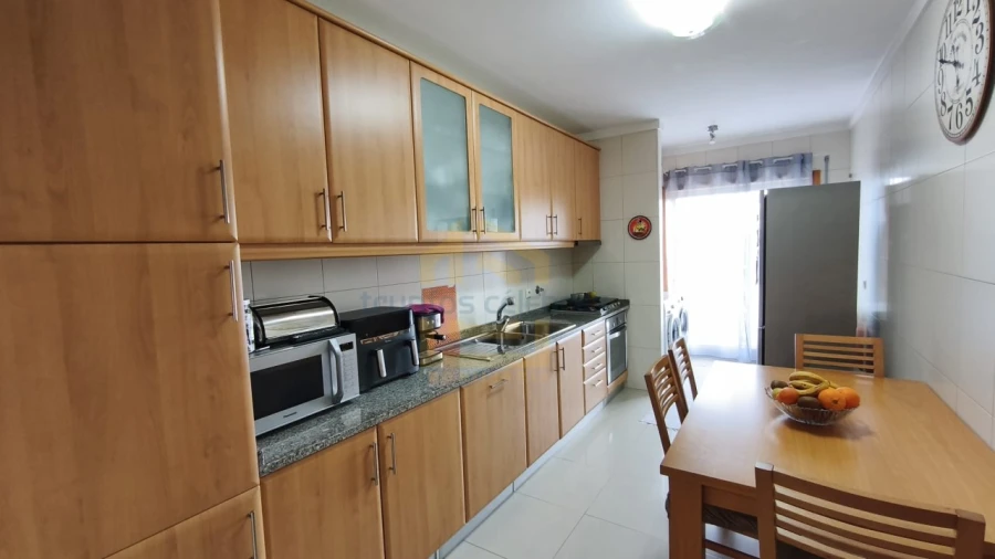 Apartamento T2 para Venda em Mindelo Foto 5